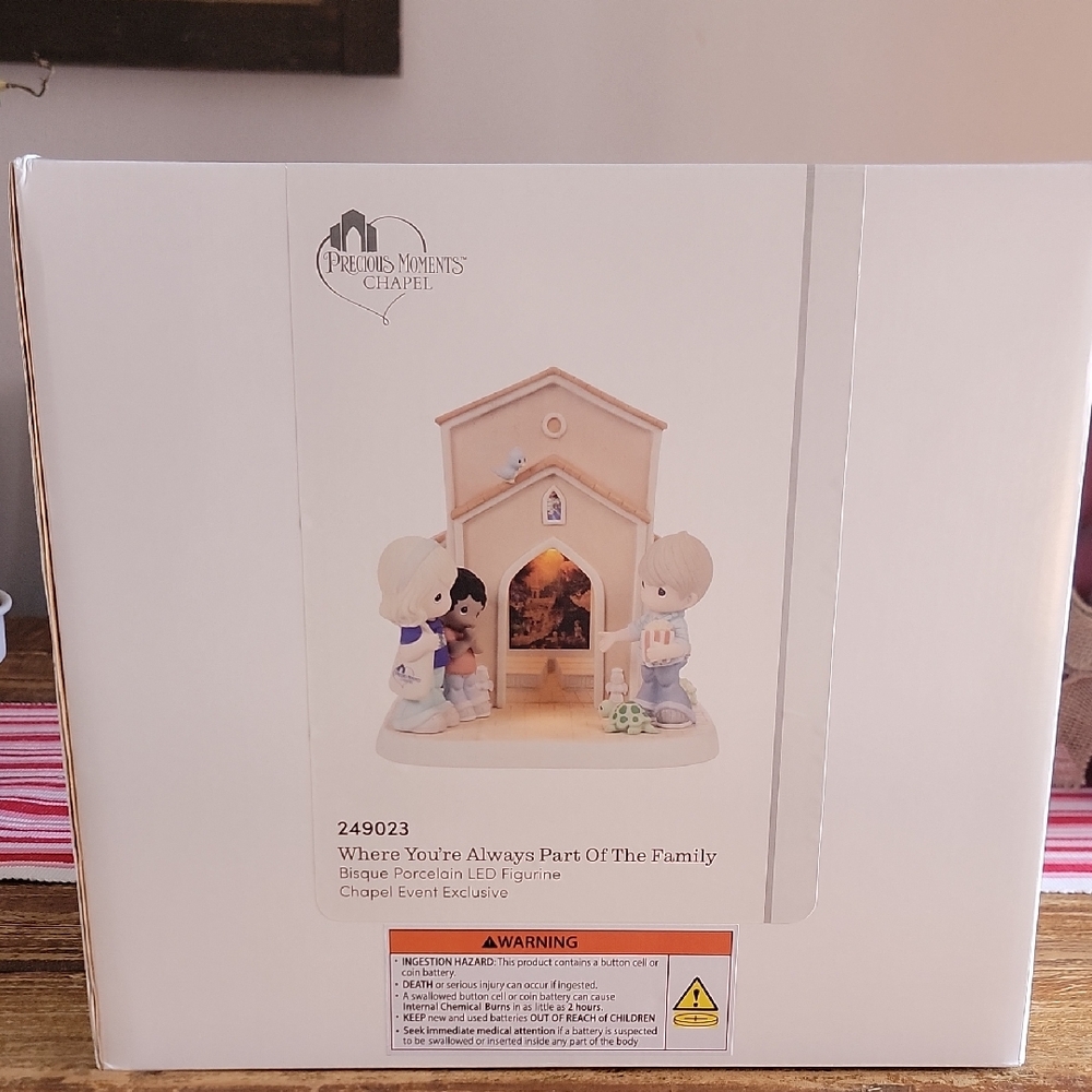 Precious Moments 2024 Reunion Event Figurine and Tote Bag